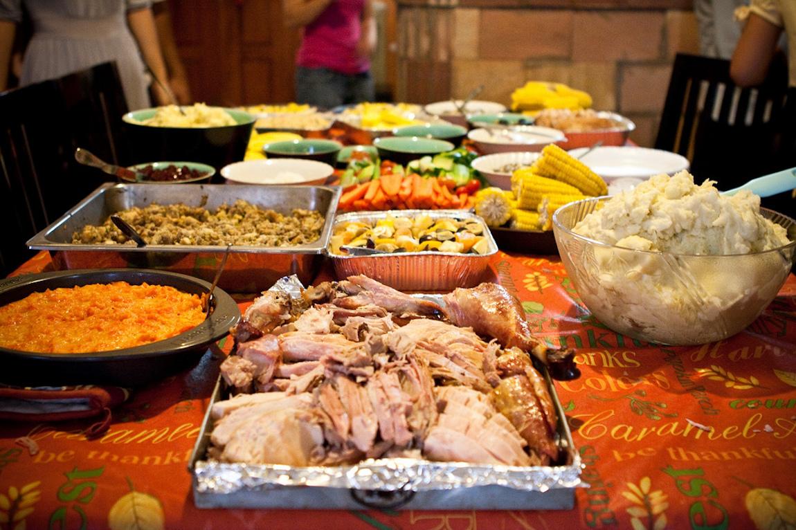 The Right Way To Eat Thanksgiving Dinner - Digg
