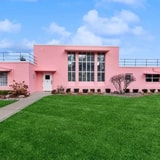 A Flamingo-Pink Beachfront Property, And More Of Zillow's Most Striking Homes