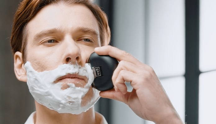 This Tiny Electric Shaver Is Perfect For Travelers