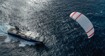 Giant Kites Could Pull Ships Across The Ocean — And Slash Their Carbon Emission