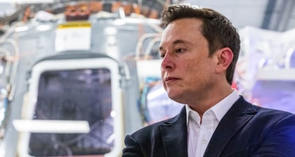 With Just Eight Words, Elon Musk Exposed A Brutal Truth About Jeff Bezos' Space Ambitions